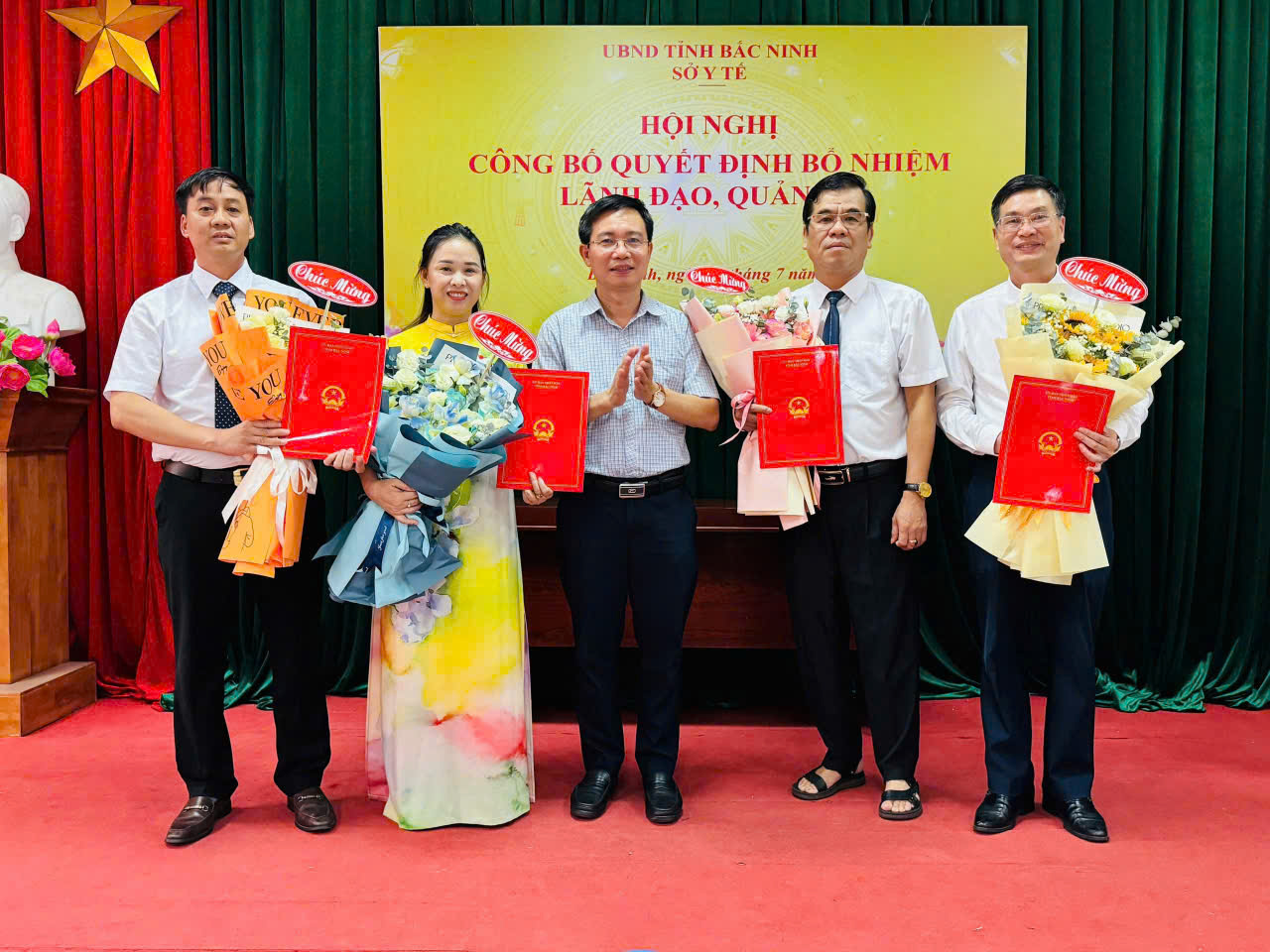 BỆNH VIỆN NỘI TIẾT BẮC NINH TỔ CHỨC CÔNG BỐ QUYẾT ĐỊNH BỔ NHIỆM GIÁM ĐỐC, PHÓ GIÁM ĐỐC BỆNH VIỆN NỘI TIẾT VÀ TỔ CHỨC SƠ KẾT 6 THÁNG ĐẦU NĂM, TRIỂN KHAI NHIỆM VỤ 6 THÁNG CUỐI NĂM 2025